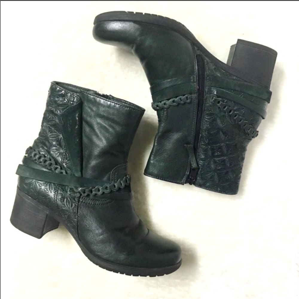 Miz Mooz Daron Green Leather Ankle Boots Sz 9
